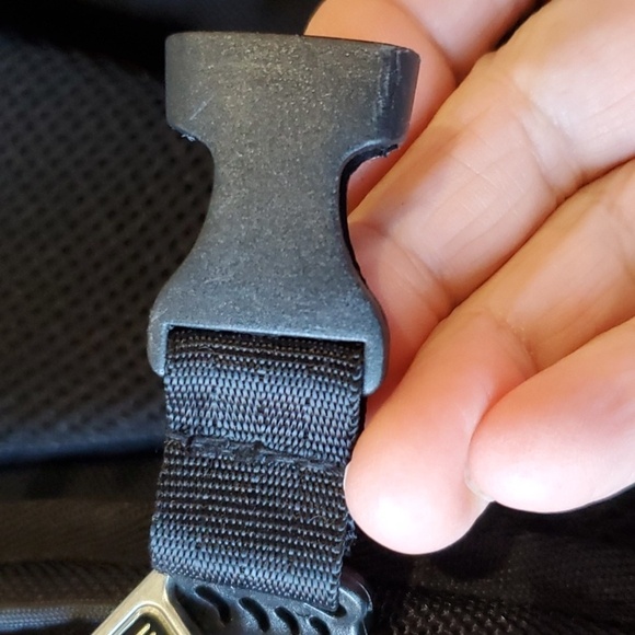 FUL two in one Macbook and IPad computer backpack Black - Picture 10 of 11